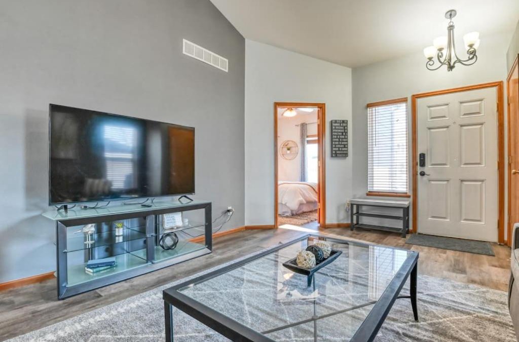 Gleneagle House | 5 Min to USAFA - Private 3 Bdr upstairs apartment