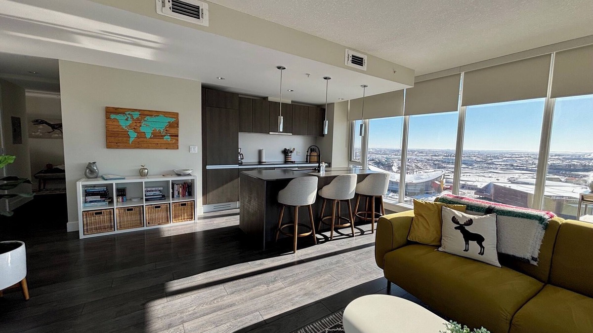 Victoria Park Condo | 5 Min Walk to Saddledome - Amazing Views, Luxury 2 Bedroom