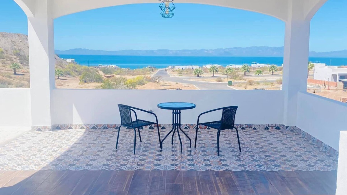 Bahia Kino Villa | 5 Minute Walk to the Beach