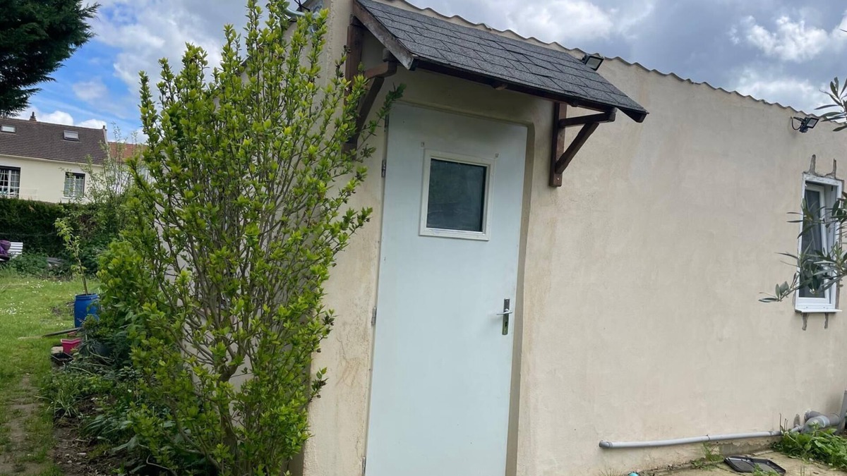 Bornel Cabin | 5 minutes from Chambly, small house at the bottom of the garden