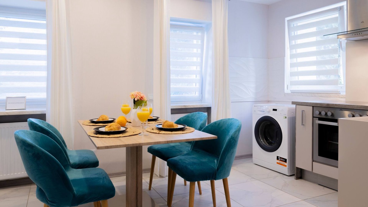 Heiligenwald Apartment | 5 minutes from the pond with great hiking and biking trails