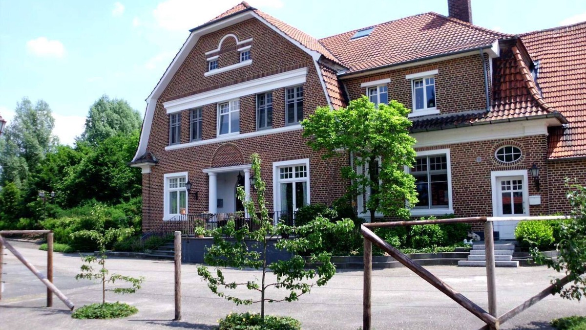 Kirchspiel Condo | 5 minutes from the wildlife park - vacation apartment in a quiet location