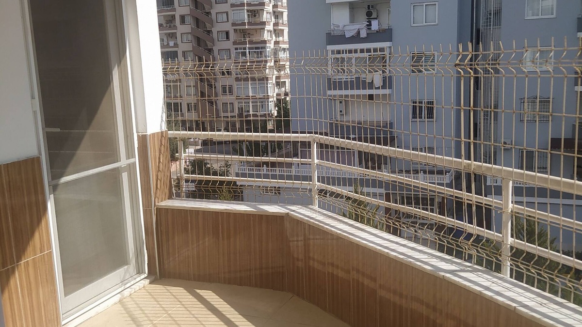 Mezetli Apartment | 5 minutes to Beach. Peaceful City Center 3 BR Family Flat with Park view.