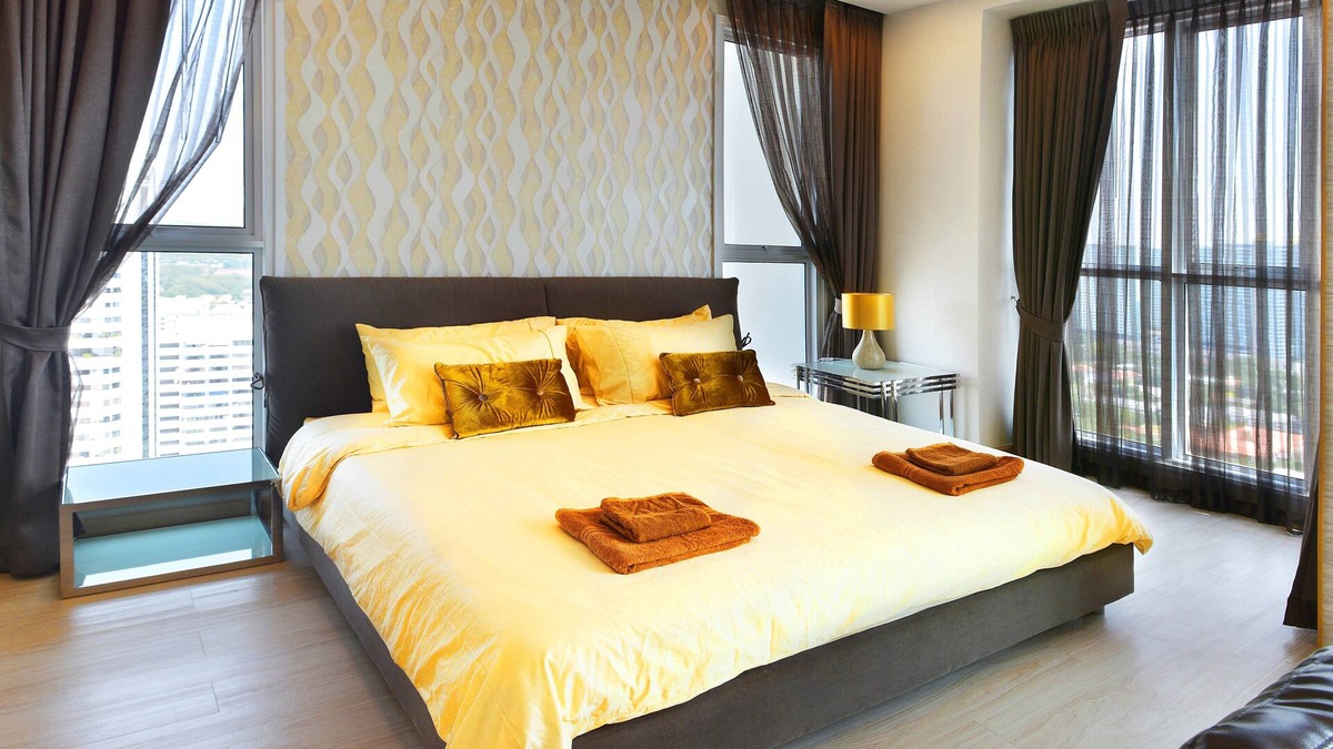 Pattaya Bay Apartment | 5* new lux one-bedroom on the 27 floor panoramic seaviews 20m to sea