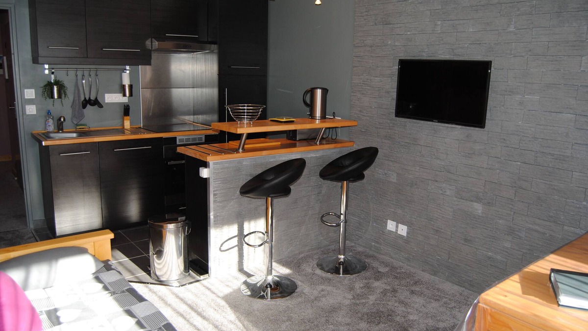 Correncon-en-Vercors Apartment | 5-person apartment at the foot of the slopes, south-facing