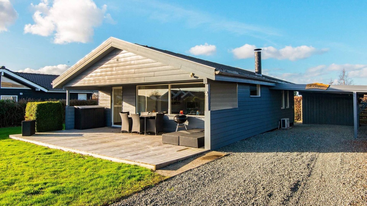 Hejlsminde Strand House | 5 person holiday home in Hejls-By Traum