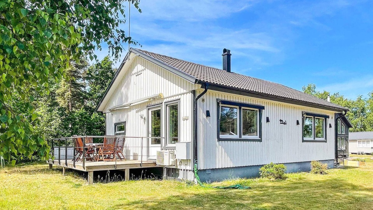 Timmernabben House | 5 person holiday home in 38472