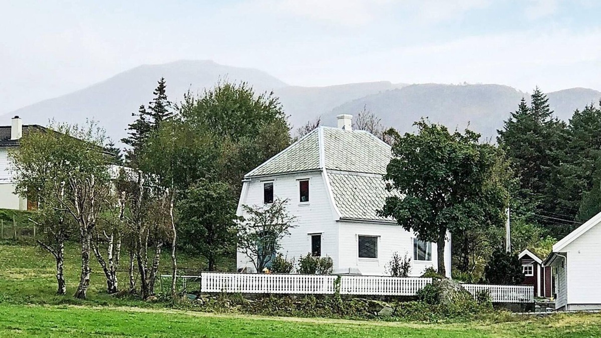 Florø House | 5 person holiday home in Svelgen-By Traum