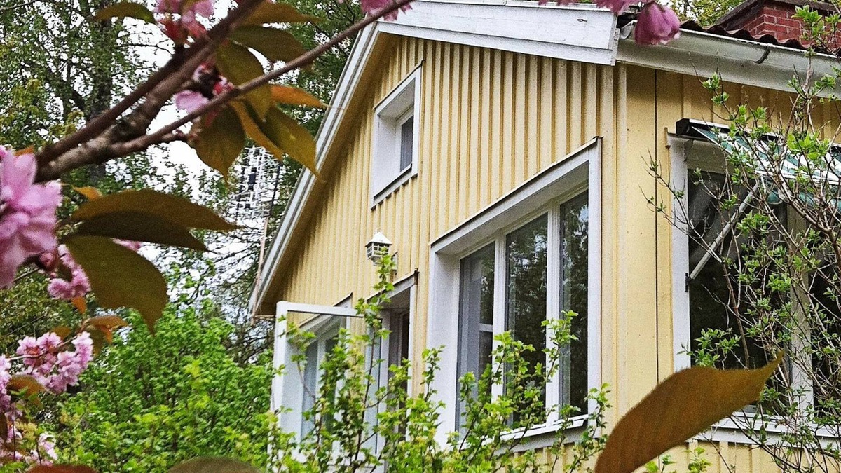 Alingsas House | 5 person holiday home in ALINGSÅS