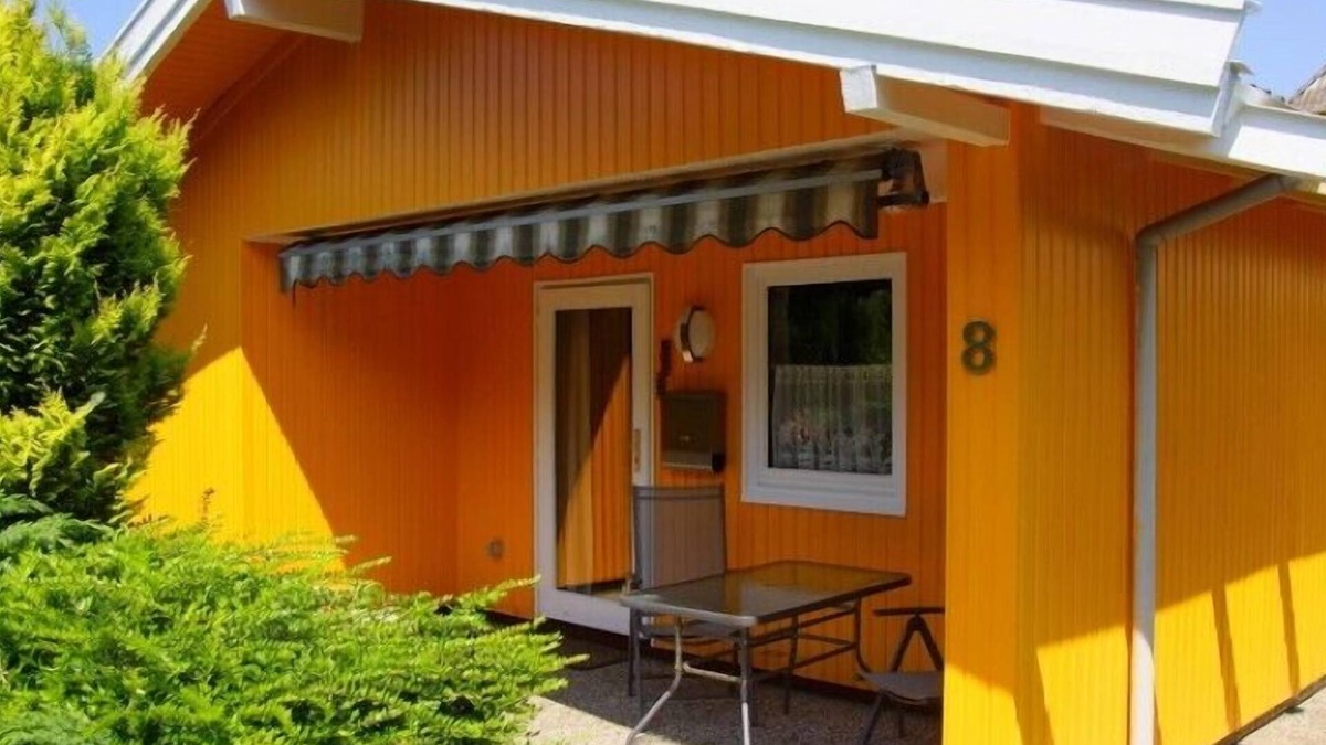 Norderteil House | 5 person vacation home with two toilets in second row to the dike in Otterndorf