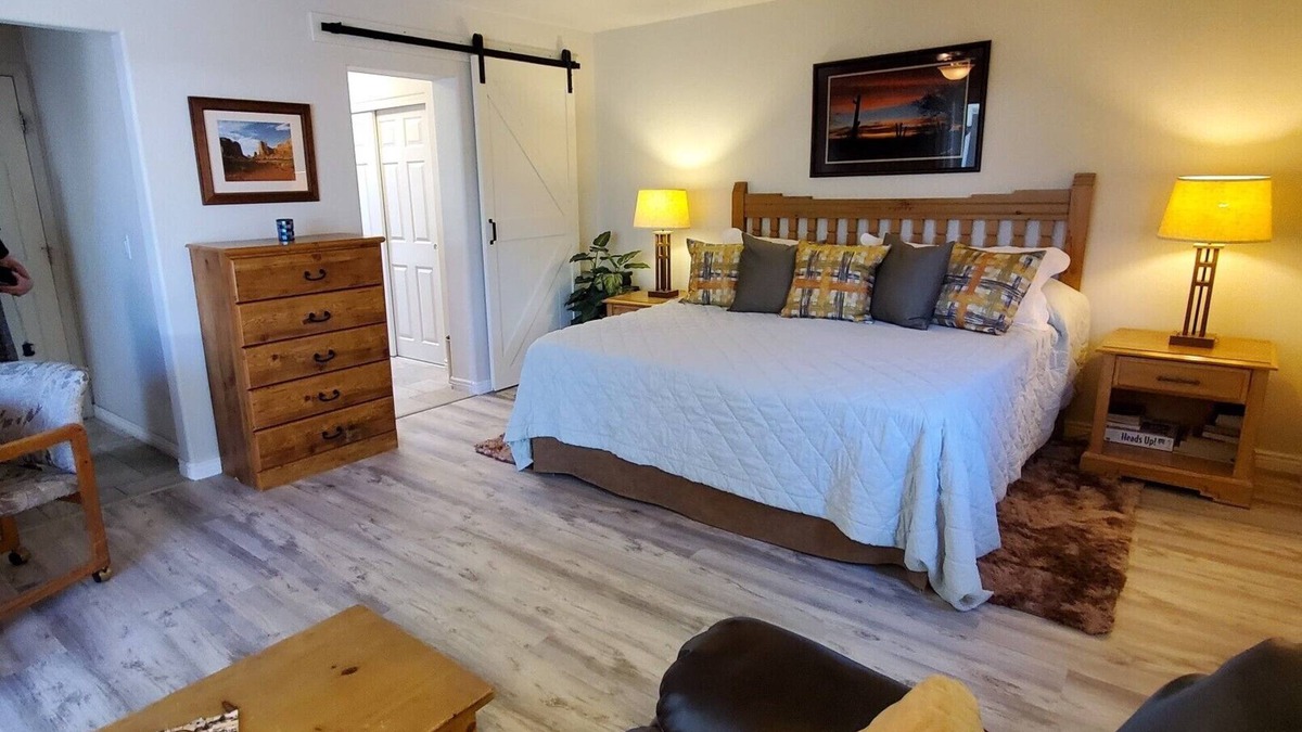 Sun City Condo | '5-Star Accommodation'-Pristine Sun City Golf Community
