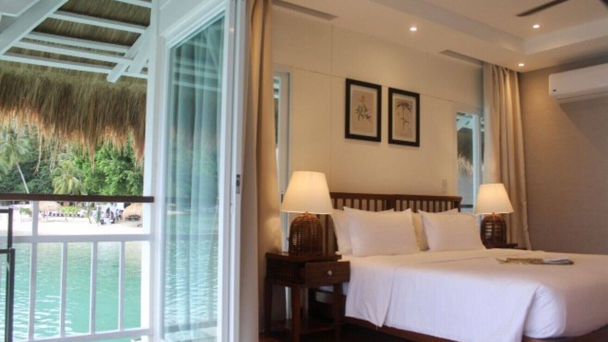 Taytay Cottage | 5 Star Exclusive Water Cottage on Apulit Island Resort, El Nido Cottage 1001