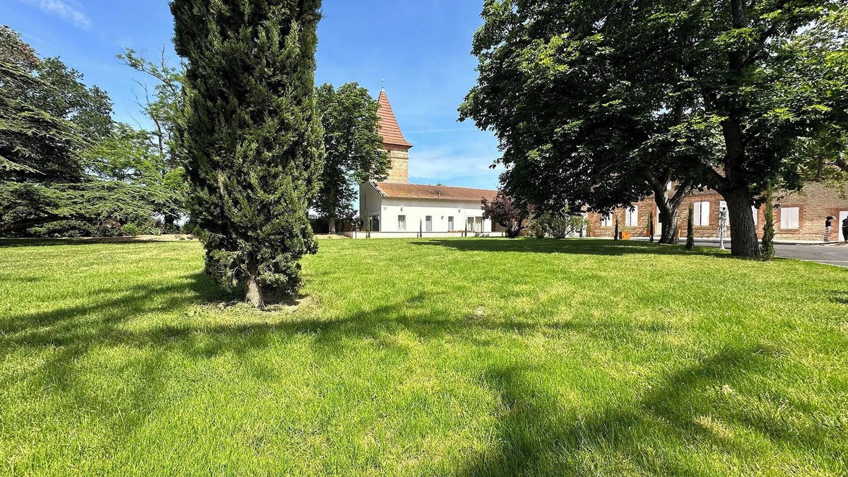 Saint-Lieux-les-Lavaur House | 5-star gîte with private pool at Pigeonnier d'En Barreau