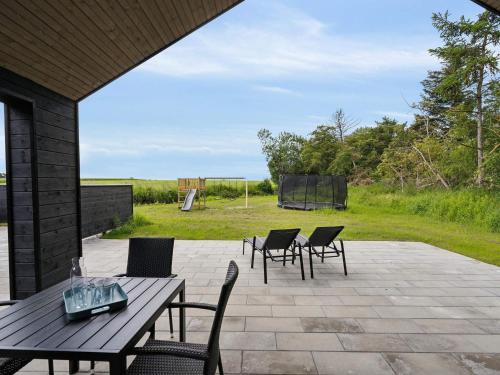 Sømarken House | 5 star holiday home in Aakirkeby