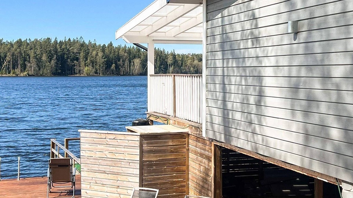 Eksjo House | 5 star holiday home in EKSJÖ
