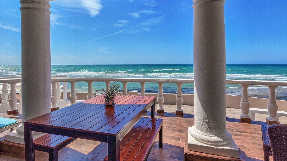 Las Conchas House | 5 Star house as CLOSE TO THE SEA as you can get! IMPECCABLE, quiet, PRIVATE!