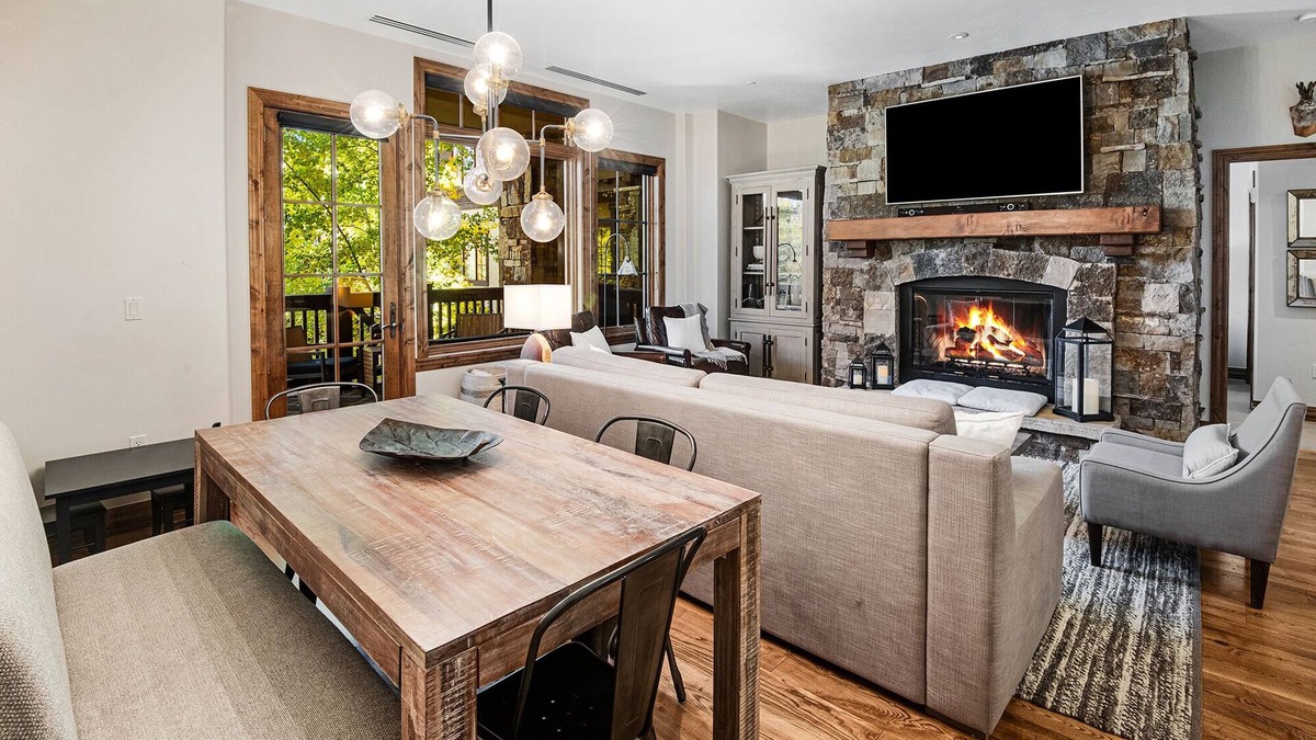 Avon Condo | 5 Star Luxury - Truly Ski in/ski out 2 bedroom spacious condo Bachelor Gulch