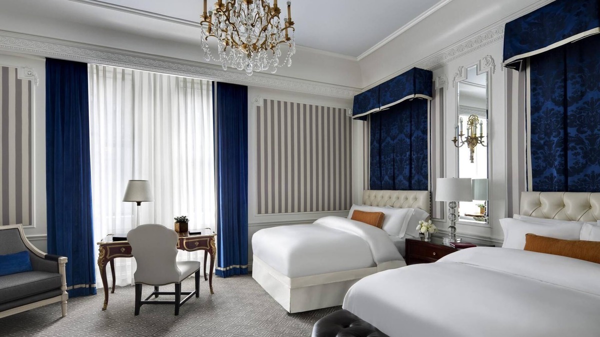 Central Park South Apartment | 5 Star Midtown suite sleeps 4. 1b/2 full bath ultra deluxe incl dining, fitness