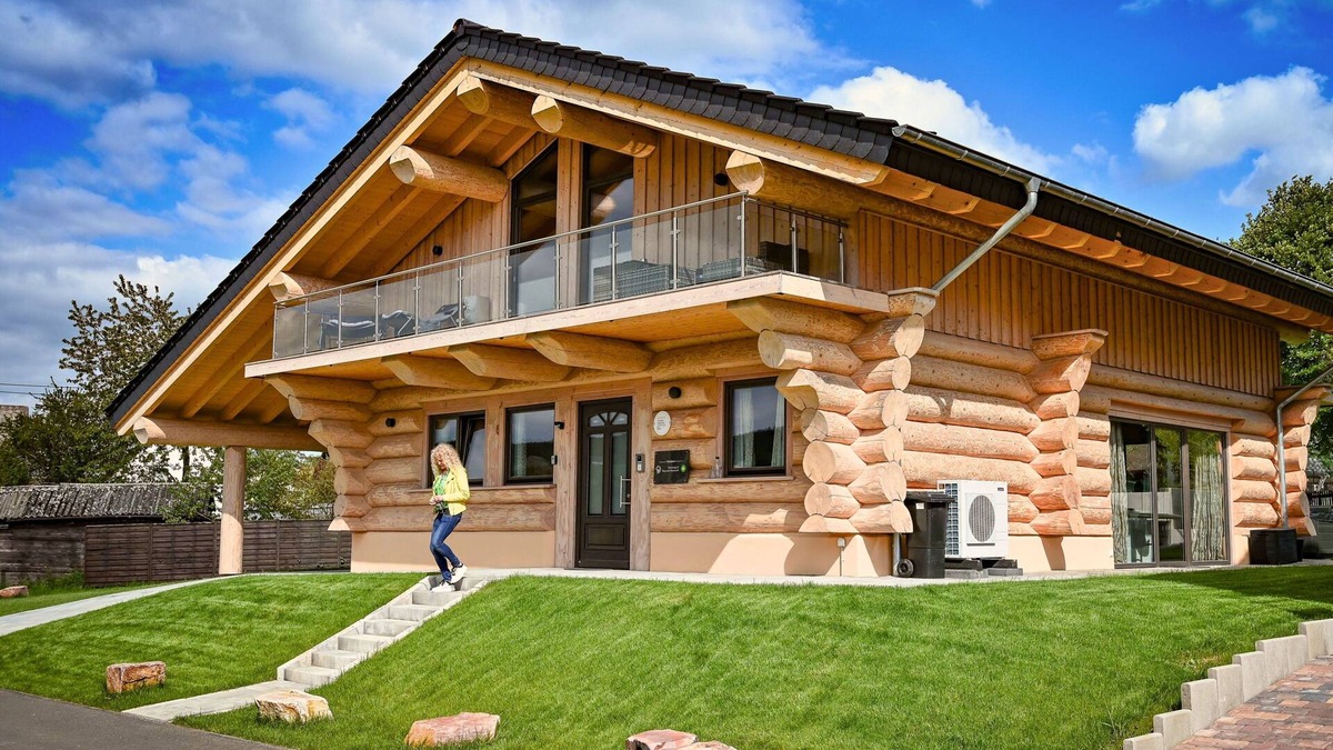 Allenbach Ski Chalet | 5-star nature chalet to the Franz National Park, incl. e-car