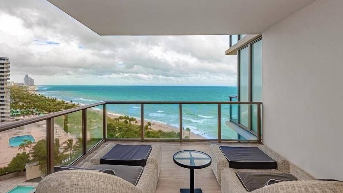 Bal Harbour Condo | 5 Star Oceanfront Luxury Condo at St. Regis Bal Harbour Resort