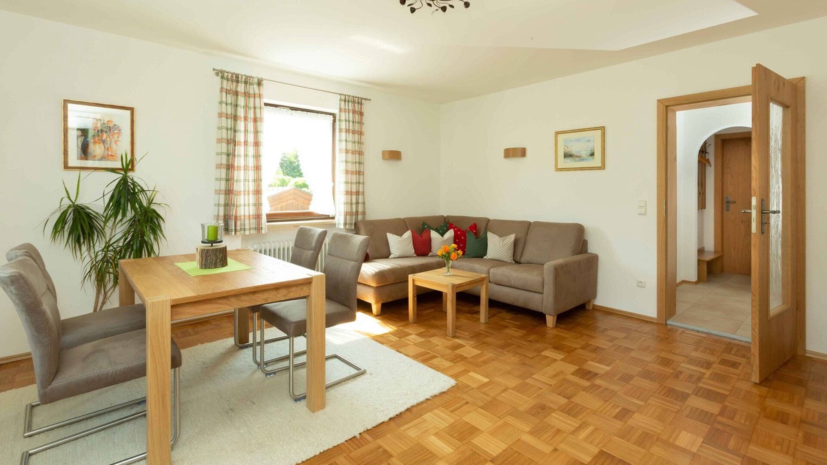 Bernau am Chiemsee Apartment | 5-star vacation apartment with balcony and view of the Chiemgau mountains