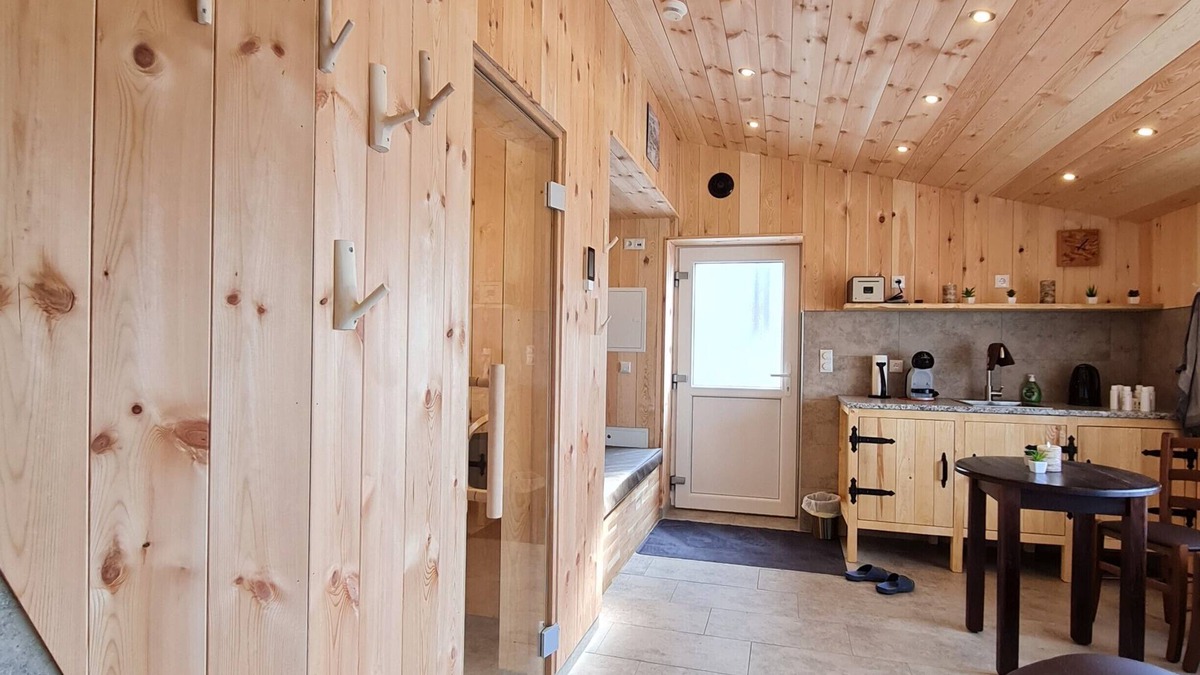 Brennberg Apartment | 5-star vacation home with private terrace