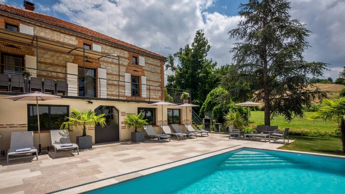 Montesquieu Villa | 5-star vacation villa Riviere Souleilade