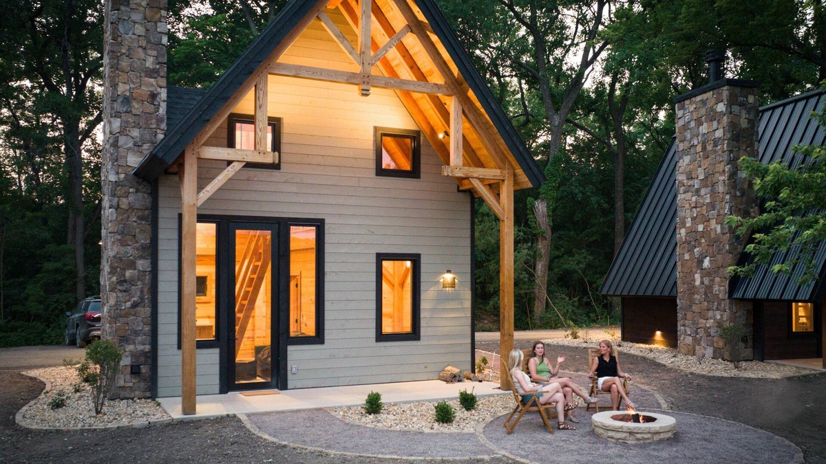 Laura House | #5 Woodpecker Way