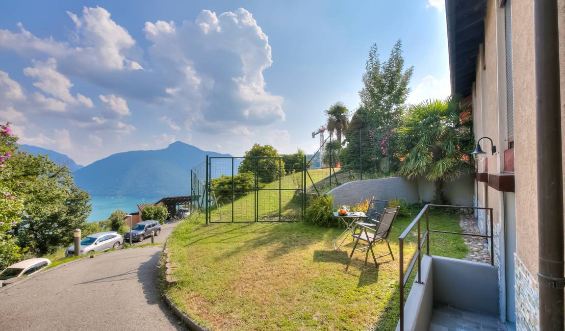 Carona Apartment | 50 m² Apartment ∙ 1 bedroom ∙ 4 guests