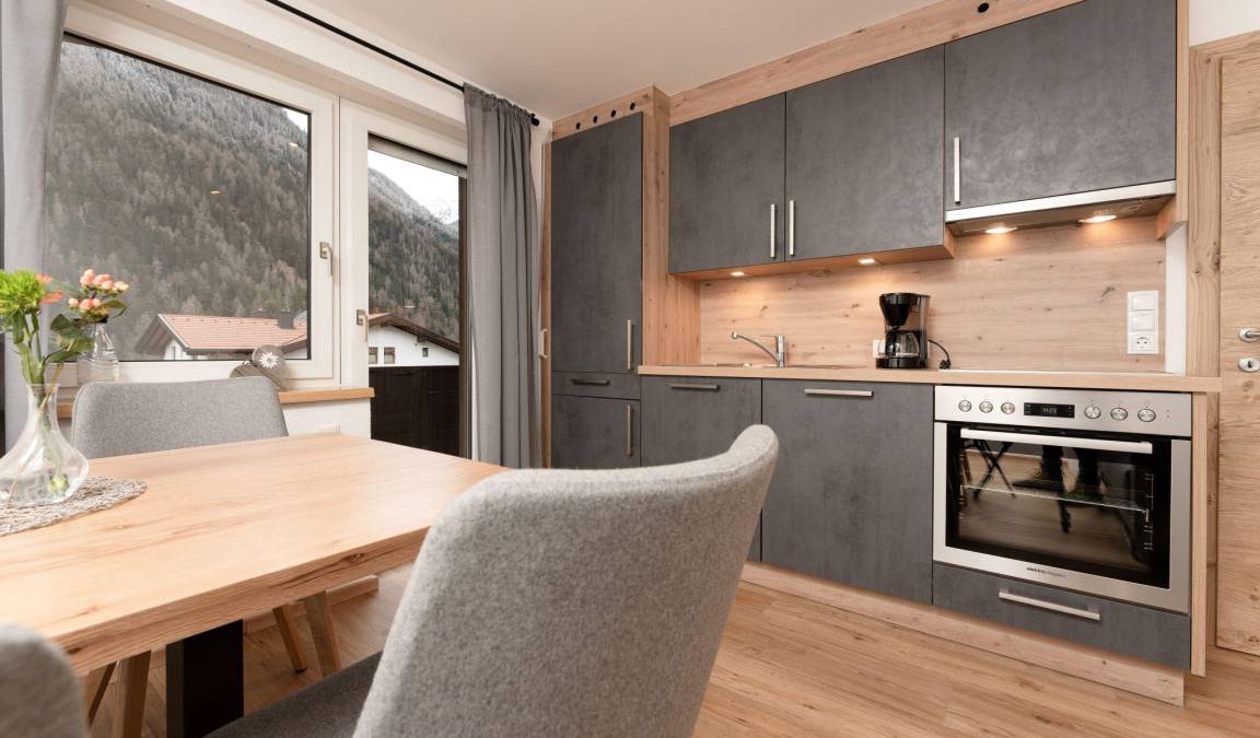 Umhausen Apartment | 50 m² Apartment ∙ 2 bedrooms ∙ 6 guests