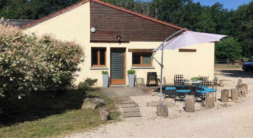 Nouan-sur-Loire House | 50 m² House ∙ 2 bedrooms ∙ 6 guests