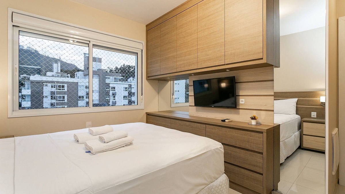 Trindade Apartment | 50" Smart TV | 500 meters from UFSC #TRINA03