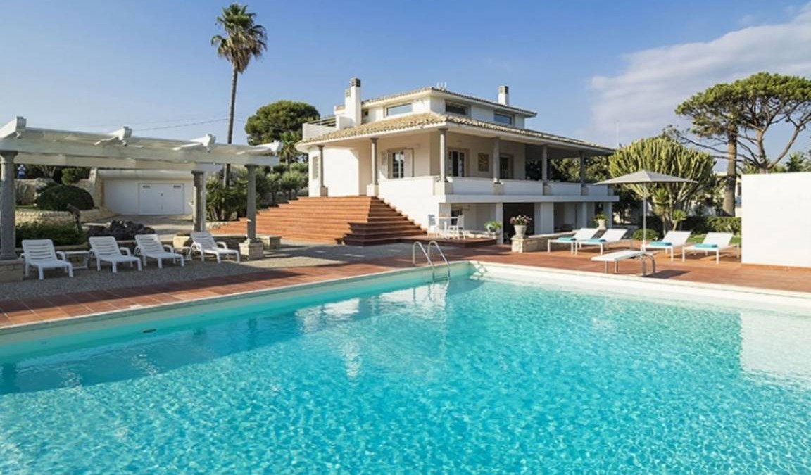 Marina di Modica Villa | 500 m² Villa ∙ 9 bedrooms ∙ 18 guests