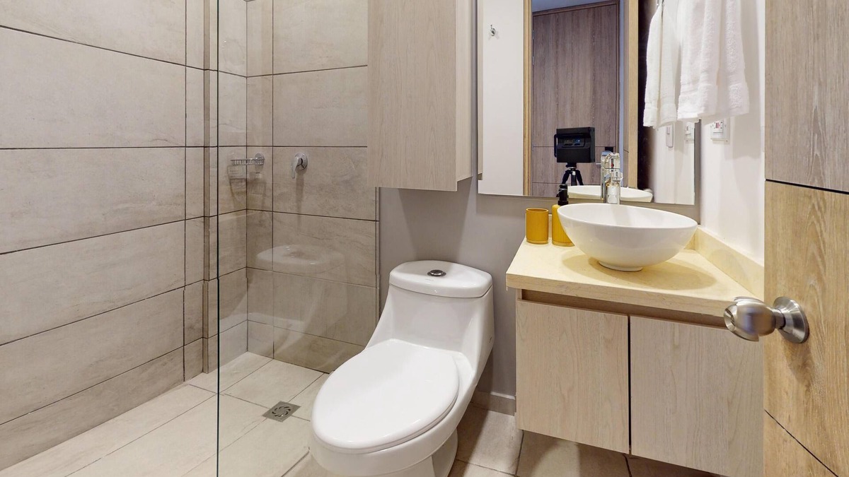 La Cabrera Apartment | 501 Cabrera (Luxury Loft on 85)