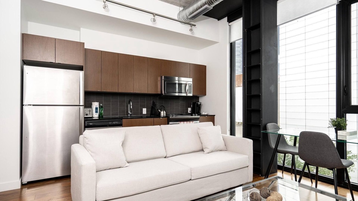 Downtown Winnipeg Condo | (508)Downtown Bright & Cozy 1 Bdr Glasshouse+Fast WiFi(311)