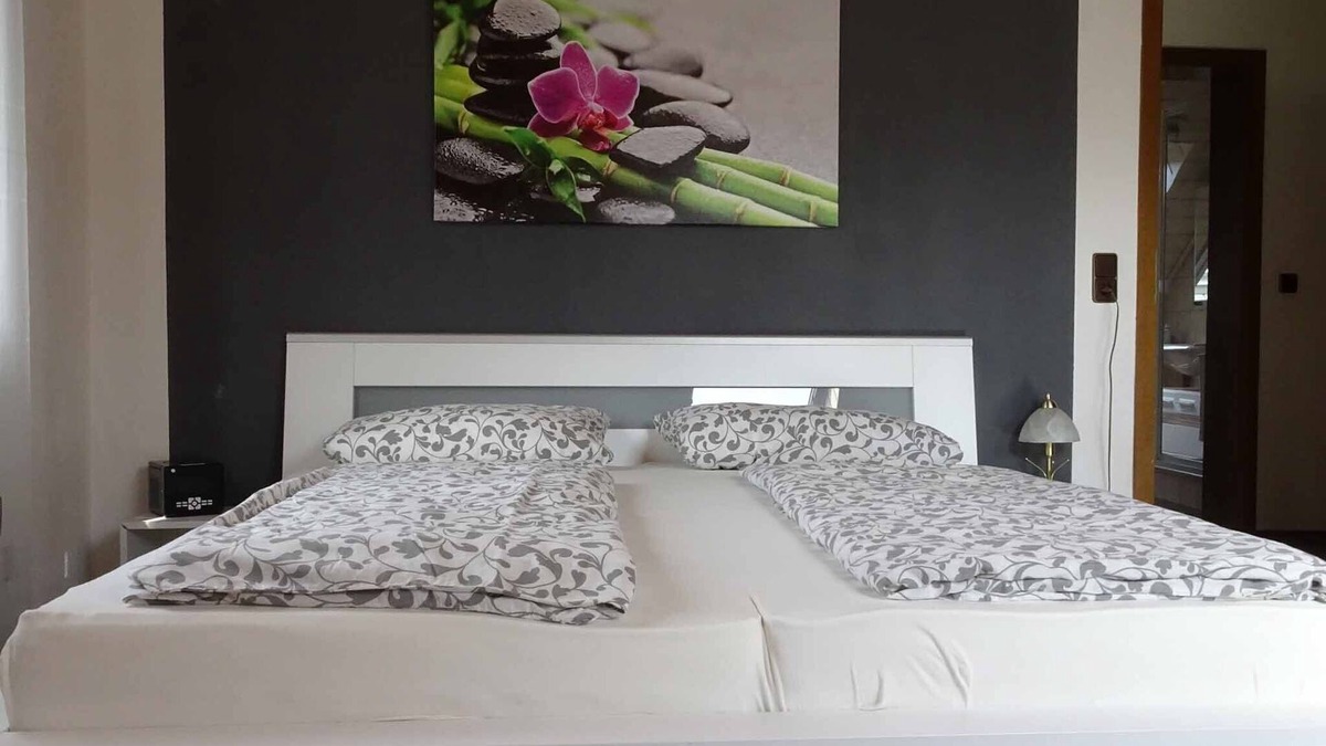 Muhr am See Apartment | 50qm großes Feriendomizil im Dachgeschoss mit Balkon