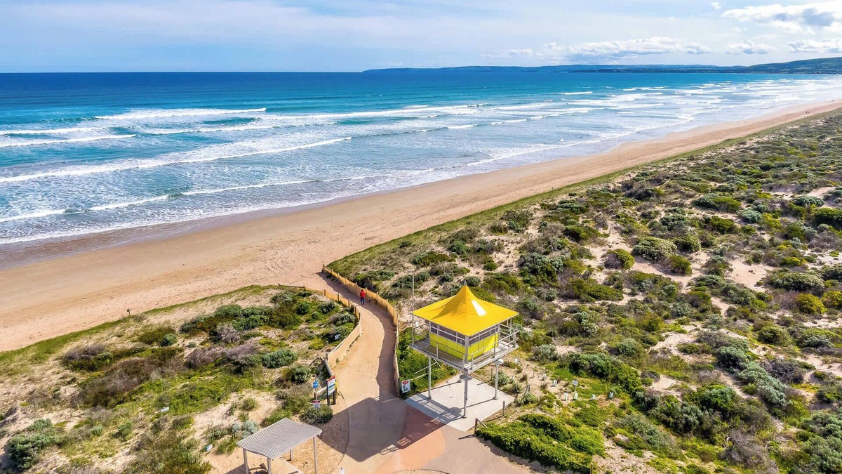 Goolwa Beach House | 51 Beach Road - Rosedale Beach House