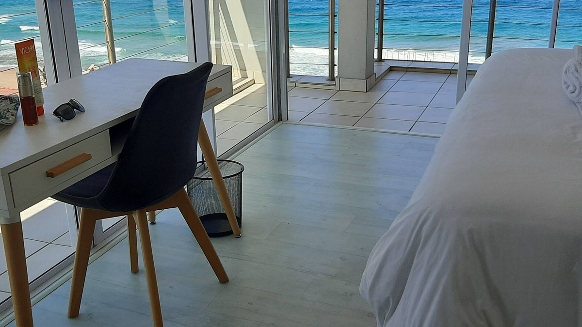 Selection Beach Apartment | 511 Umdloti Resort -sea & breakers view to die for