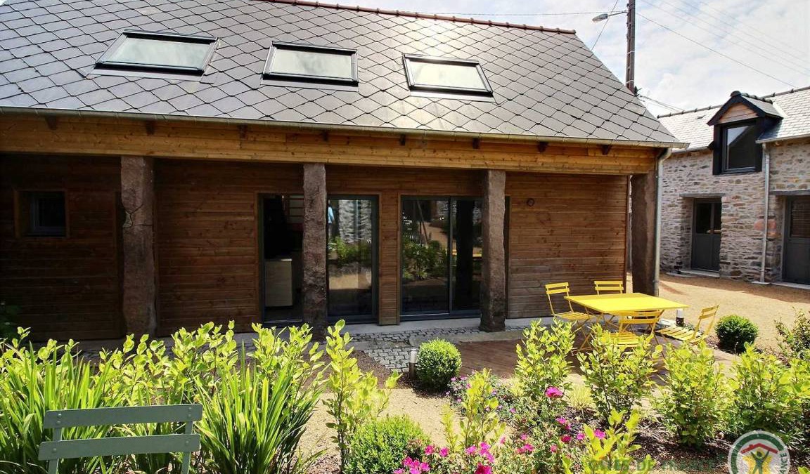 Binic-Etables-sur-Mer House | 52 m² Gîte ∙ 2 bedrooms ∙ 4 guests