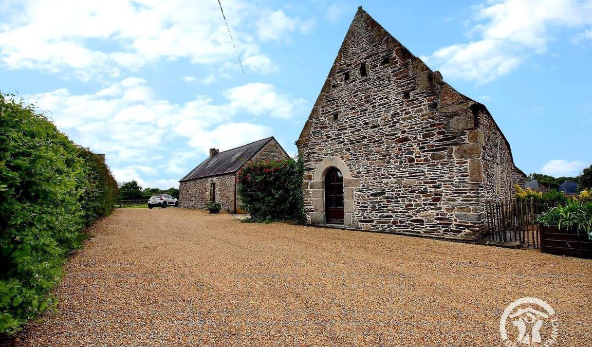 Tredrez-Locquemeau House | 53 m² Gîte ∙ 2 bedrooms ∙ 4 guests