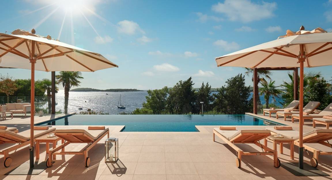 Hvar Villa | 537 m² Villa ∙ 5 bedrooms ∙ 10 guests