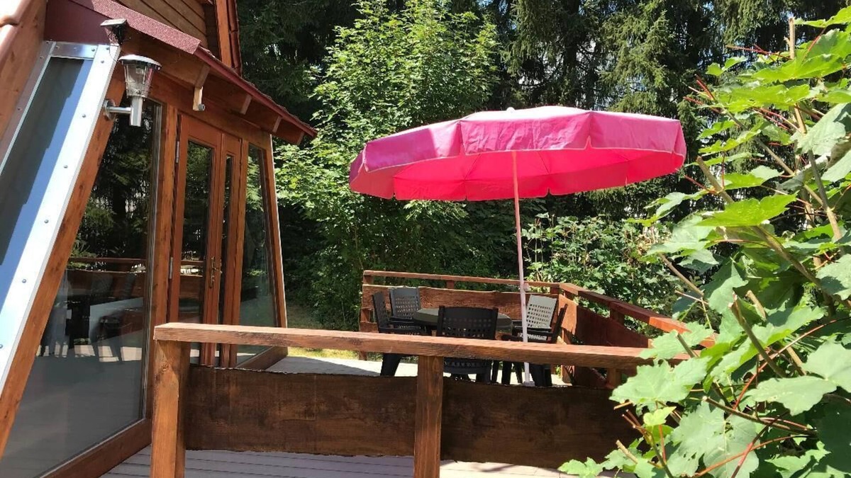 Geyersberg Apartment | 53qm-großes Ferienhaus am Waldesrand