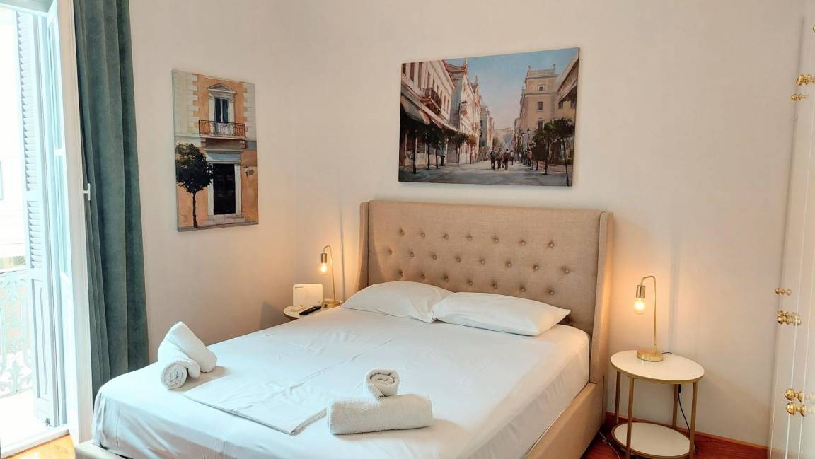Plaka Apartment | 54 m² Apartment ∙ 2 bedrooms ∙ 6 guests