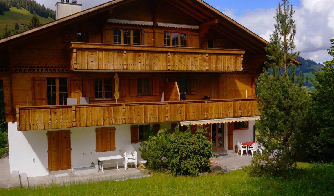Saanenmoeser Apartment | 55 m² Apartment ∙ 1 bedroom ∙ 6 guests