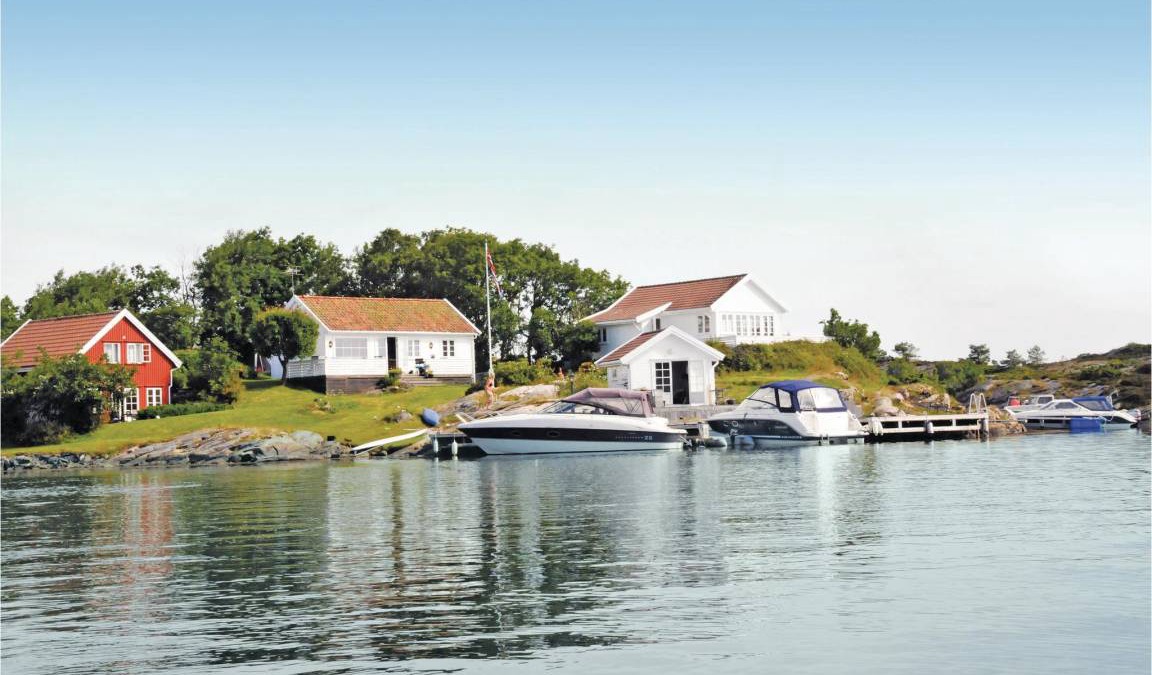 Flekkerøy House | 55 m² House ∙ 2 bedrooms ∙ 4 guests
