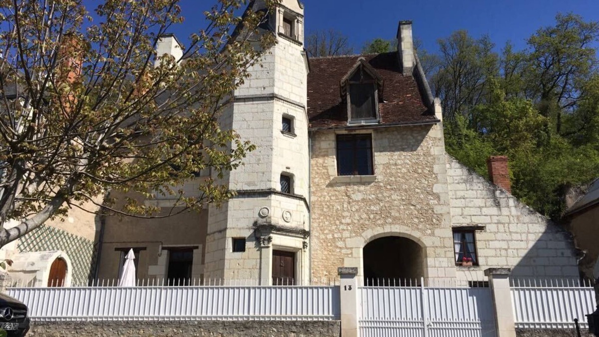 Bourre House | 55 m² of romantic attic space