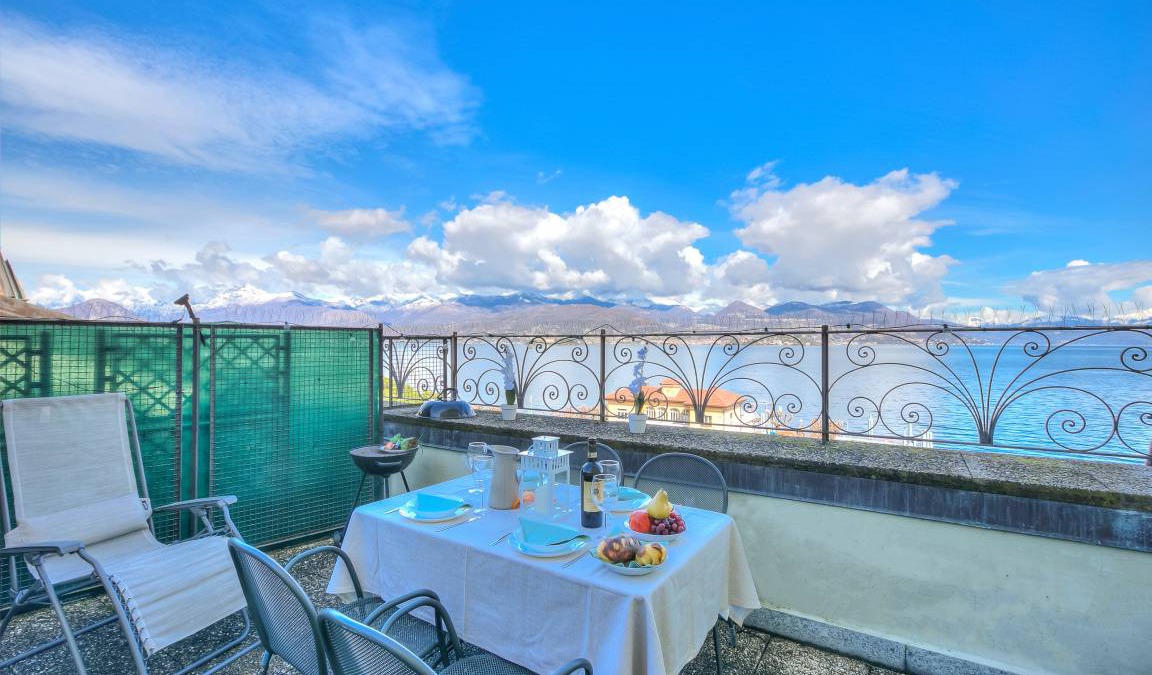 Stresa House | 55 m² Penthouse ∙ 1 bedroom ∙ 4 guests