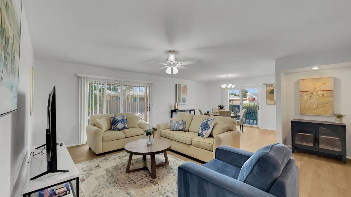 Cottonwood House | 55+ Sun Lakes Special. Newly Remodeled. Amenities Galore!