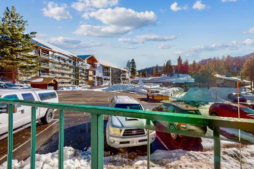 Tahoe Village Apartment | 56 m² Apartment ∙ 1 bedroom ∙ 4 guests