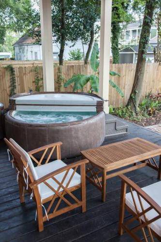 Thomas Square House | 56 m² House ∙ 1 bedroom ∙ 2 guests